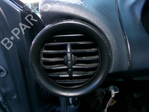 Used Air vent SEAT CORDOBA (6L2) 1.9 SDI (64 hp) 31824844