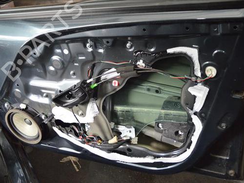 Used Front right window mechanism Front right window mechanism PEUGEOT 108 1.2 (82 hp) 24562183 24562183