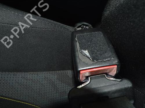 Engate do cinto Engate do cinto PEUGEOT 3008 II SUV (MC_, MR_, MJ_, M4_) 1.2 THP/ PureTech 130 (MRHNSM, MRHNSU, MRHNSJ, MRHNYW,... (131 hp) 24563039 24563039