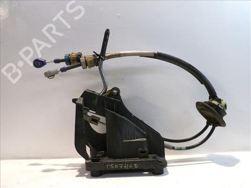 Used Gear lever Gear lever CITROËN C4 I (LC_) 1.6 VTi 120 (120 hp) 24565621 24565621