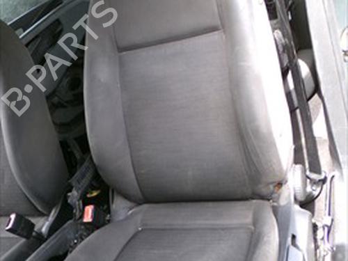 Sæde venstre fortil Sæde venstre fortil VW GOLF V (1K1) 1.9 TDI (105 hp) 34207338 34207338