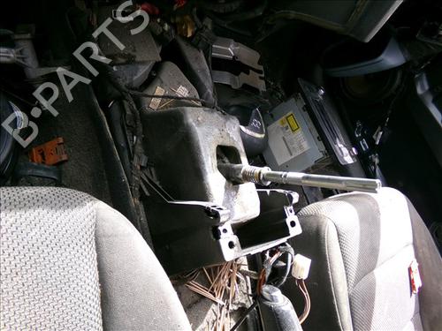 Used Gear lever Gear lever AUDI A3 (8P1) 1.9 TDI (105 hp) 26729807 26729807