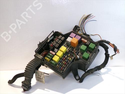 fuse-box-opel-corsa-c-x01-2000-2001-2002-2003-2004-2005-2006-2007-2008-2009-35799767 main image