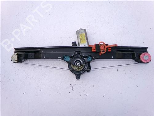 Used Front left window mechanism Front left window mechanism FIAT GRANDE PUNTO (199_) 1.3 D Multijet (199.AXD11, 199.AXD1A, 199.AXD1B,... (90 hp) 33423157 33423157