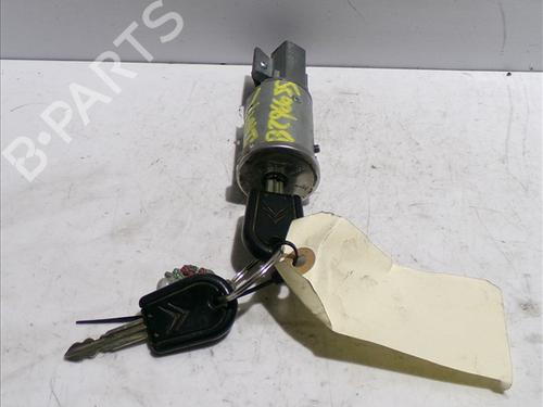 Used Electronic module Electronic module CITROËN ZX (N2) 1.9 D (68 hp) 26283394 26283394