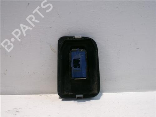 Right front window switch CITROËN NEMO Box Body/MPV (AA_) 1.3 HDi 75 | BP26204558I26 - Image 2