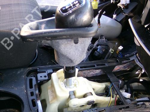 Used Gear lever Gear lever KIA CEE'D SW (ED) 1.6 CRDi 128 (128 hp) 31658690 31658690