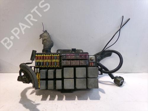 Used Fuse box Fuse box 28290298 28290298