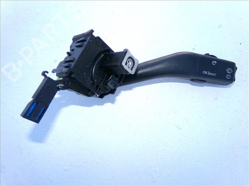 Lenkstockhalter für Lenkstockhalter SEAT LEON (1P1) 2.0 TDI (140 hp) 33264337 33264337