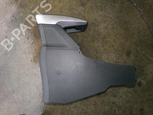Used Armrest / Center console Armrest / Center console TOYOTA VERSO (_R2_) 2.0 D-4D (AUR20_, AUR20R) (124 hp) 32009952 32009952