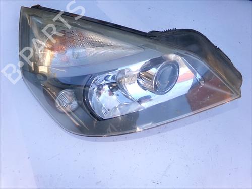 Used Right headlight Right headlight RENAULT ESPACE IV (JK0/1_) 2.0 dCi (JK01, JK02, JK1J, JK1K, JK1H) (150 hp) 40597716 40597716
