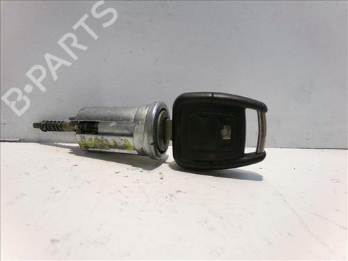electronic-module-opel-astra-g-hatchback-t98-1998-1999-2000-2001-2002-2003-2004-2005-2006-2007-2008-2009-28350534 main image