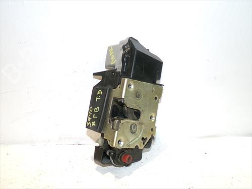 Højre bagtil lås Højre bagtil lås CITROËN C5 I (DC_) 2.0 HDi (DCRHZB, DCRHZE) (109 hp) 36404888 36404888