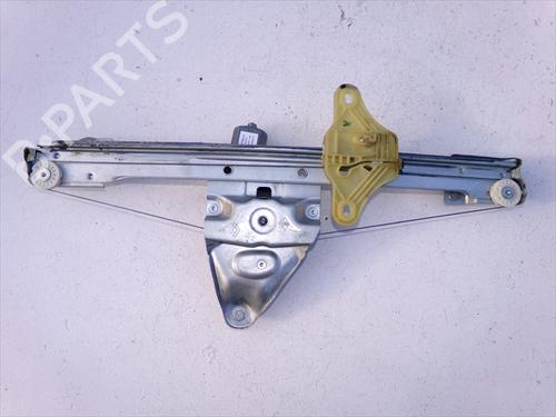 Rudehejsemekanisme ventre foran DACIA DUSTER (HM_) 1.0 TCe 100 (HMMT) | BP31637303C22