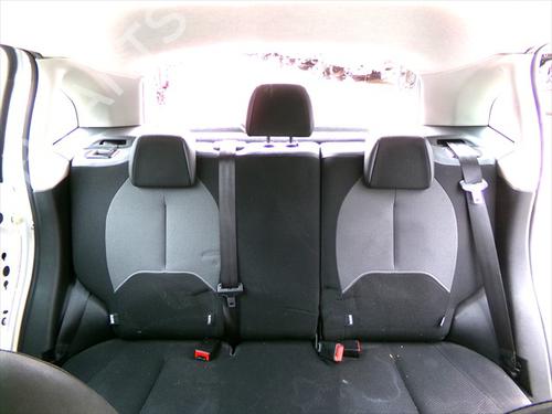 Banco traseiro Banco traseiro CITROËN C3 II (SC_) 1.4 HDi 70 (SC8HZC, SC8HR0, SC8HP4) (68 hp) 33265173 33265173