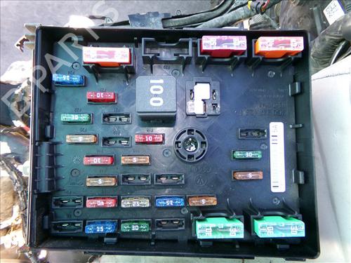 Used Fuse box Fuse box VW TIGUAN (5N_) 2.0 TDI (110 hp) 30764068 30764068