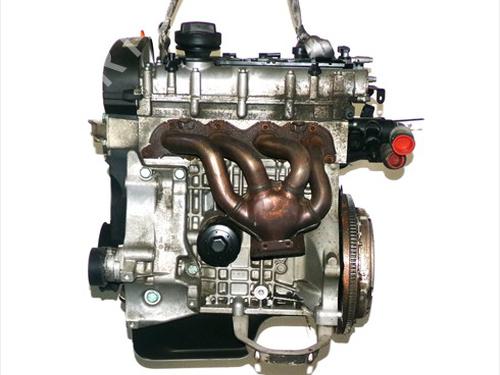 Used Engine Engine SEAT CORDOBA (6L2) 1.4 16V (75 hp) 33904873 33904873