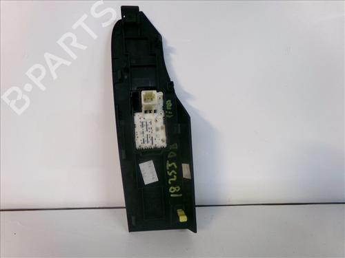 Right front window switch TOYOTA AURIS Estate (_E18_) 2.0 D-4D (ADE186_) | BP25301923I26 - Image 2