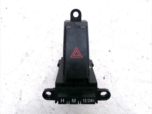 Used Warning switch Warning switch MAZDA 3 Saloon (BL) 1.6 MZR CD (BL12) (109 hp) 33265317 33265317