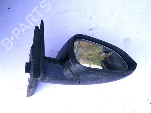 Used Right mirror Right mirror 37712951 37712951