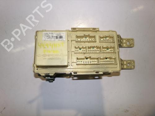 Used Fuse box Fuse box 37282485 37282485