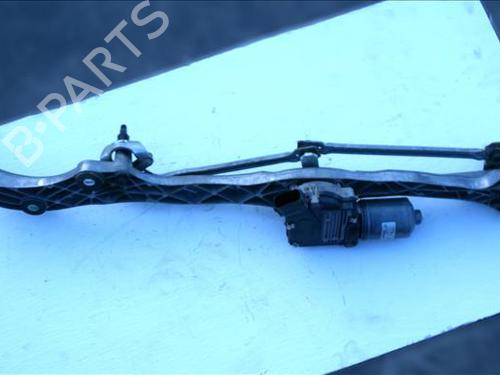 Used Front wiper motor Front wiper motor BMW 7 (E65, E66, E67) 730 Ld (231 hp) 24567964 24567964