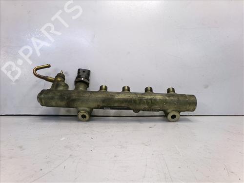 Injection rail PEUGEOT 807 (EB_) 2.0 HDi | BP27539153M98 - Image 2