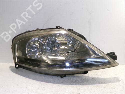 Used Right headlight Right headlight CITROËN C3 I (FC_, FN_) 1.4 HDi (68 hp) 33454217 33454217