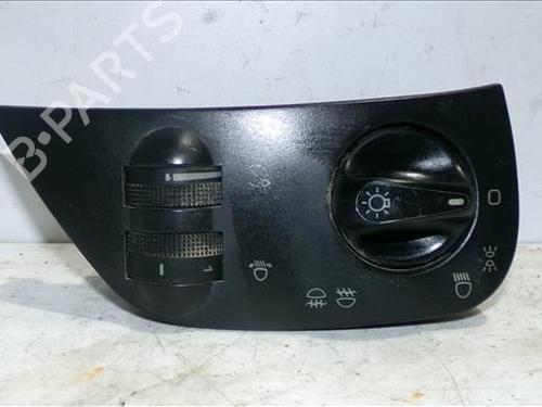 Used Headlight switch Headlight switch SEAT INCA (6K9) 1.9 D (64 hp) 24857886 24857886
