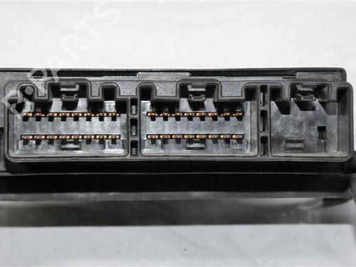 Electronic module FORD FOCUS I Saloon (DFW) 1.4 16V | BP24555527M83 - Image 3
