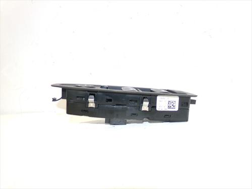 Left front window switch BMW 1 (F20) 116 d | BP33975335I27 - Image 3