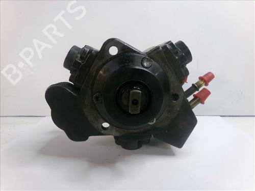 Used Injection pump Injection pump FIAT GRANDE PUNTO (199_) 1.3 D Multijet (199.AXD11, 199.AXD1A, 199.AXD1B,... (90 hp) 33423782 33423782