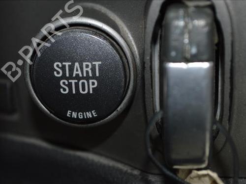 Used Card reader Card reader BMW 7 (E65, E66, E67) 745 d (329 hp) 24563070 24563070