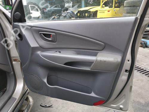 Used Front right panel Front right panel HYUNDAI TUCSON (JM) 2.0 CRDi (113 hp) 40216025 40216025