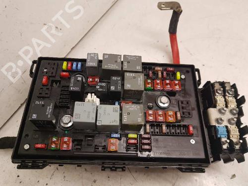 Used Fuse box OPEL ASTRA J Sports Tourer (P10) 2.0 CDTI (35) (160 hp) 28993871