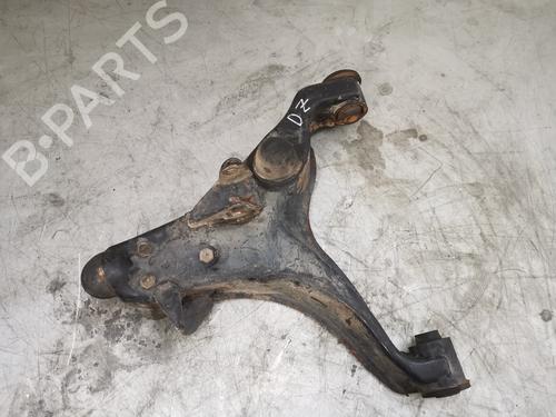 Used Right front suspension arm MITSUBISHI PAJERO III (V7_W, V6_W) [1999-2007]  28988785