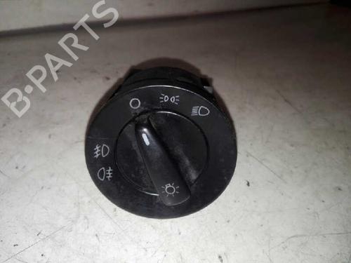 Commande de phare VW GOLF IV (1J1) 1.9 TDI (110 hp) 28981562