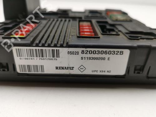 Fuse box RENAULT SCÉNIC II (JM0/1_)  | BP29484039E1 