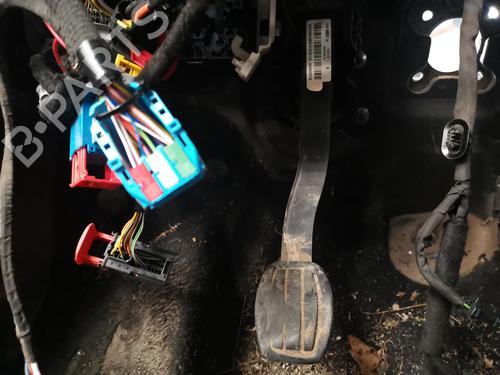 Used Clutch pedal Clutch pedal PEUGEOT PARTNER Box Body/MPV (K9) 1.6 BlueHDI 100 (99 hp) 40218197 40218197