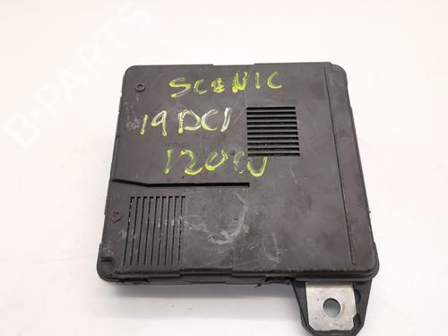 Fuse box RENAULT SCÉNIC II (JM0/1_) | BP28990623E1