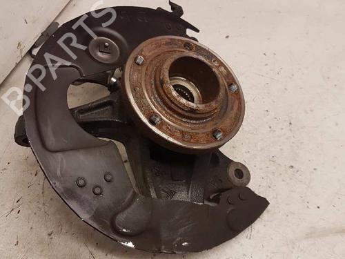 Used Right front steering knuckle PEUGEOT 308 II (LB_, LP_, LW_, LH_, L3_) [2013-2021]  28991632