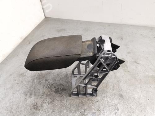 Armrest / Center console AUDI Q3 (8UB, 8UG) | BP28994023I20 - Image 2