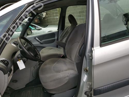 Fuse box CITROËN XSARA PICASSO (N68) 1.6 HDi | BP28983123E1