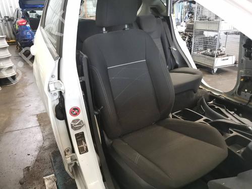 Used Right front seat FORD FIESTA VI (CB1, CCN) [2008-2026]  31840271