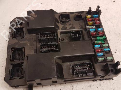 Used Fuse box PEUGEOT 307 Break (3E) [2002-2009]  28998113