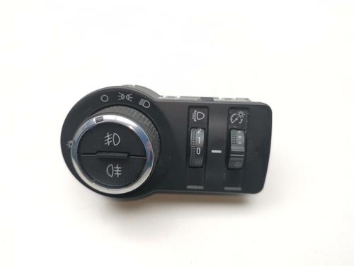 headlight-switch-opel-mokka-mokka-x-j13-2012-2013-2014-2015-2016-2017-2018-2019-39436921 main image