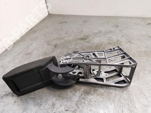 Armrest / Center console AUDI Q3 (8UB, 8UG) | BP28994023I20 - Image 4