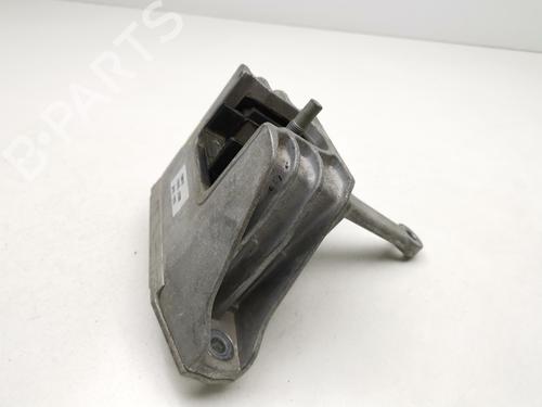 Used Engine mount KIA CEED (CD) [2018-2025]  30568472