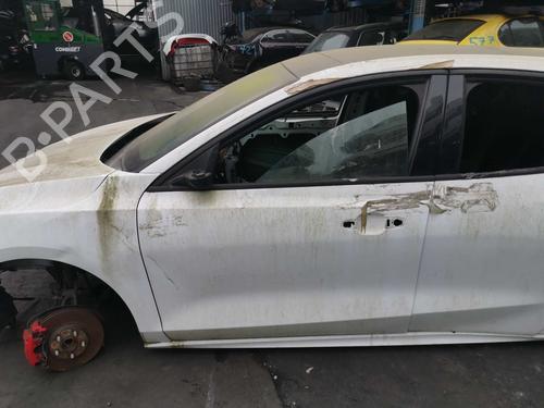 Used Left front door Left front door FORD FOCUS IV (HN) 1.5 EcoBlue (120 hp) 40217445 40217445