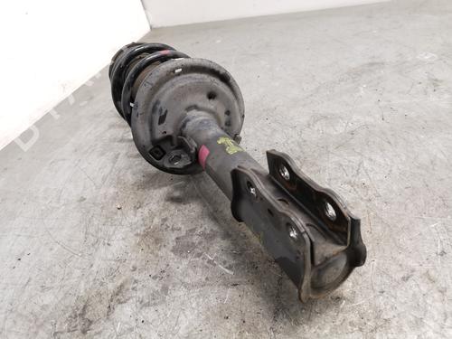 Left front shock absorber TOYOTA YARIS (_P13_) 1.5 Hybrid (NHP130_, NHP130) | BP29824696M16